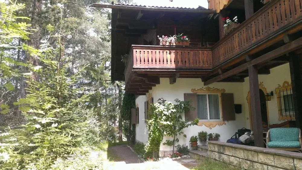 B&B Villa Dolomites Hut