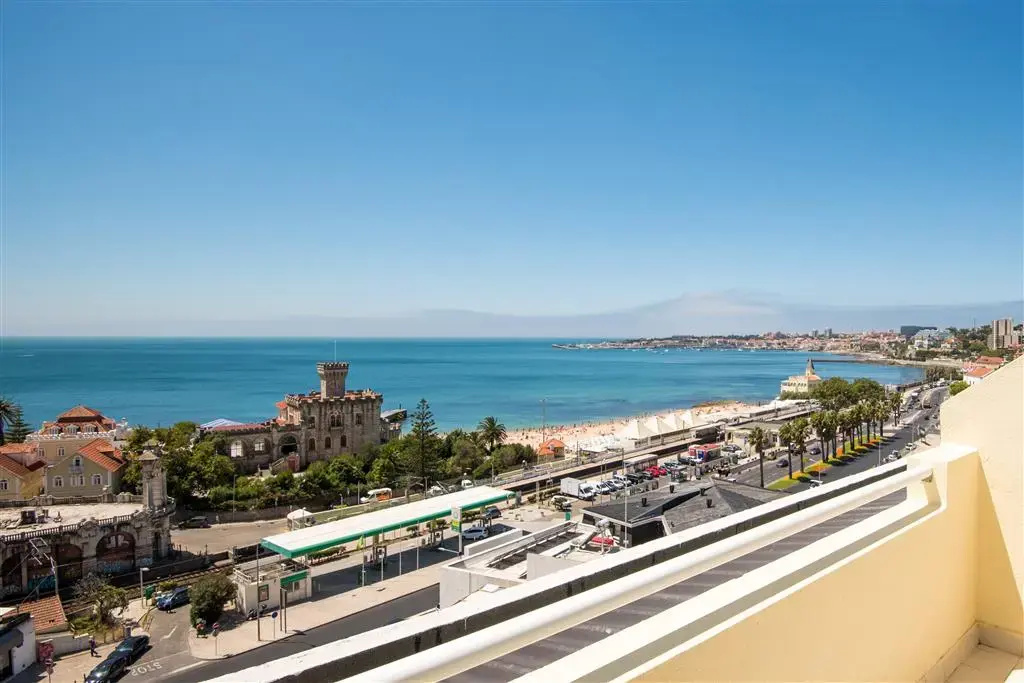 Beach & Waterfront