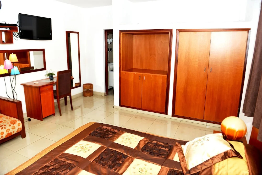 Paradise Hotel - Chambres