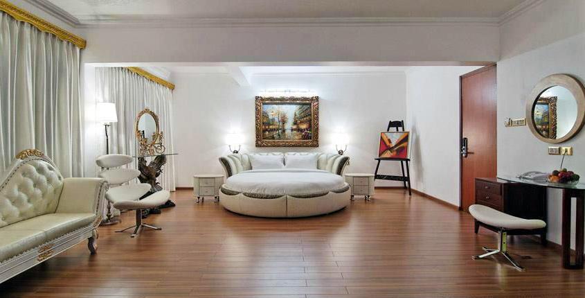 White Pearl Suites
