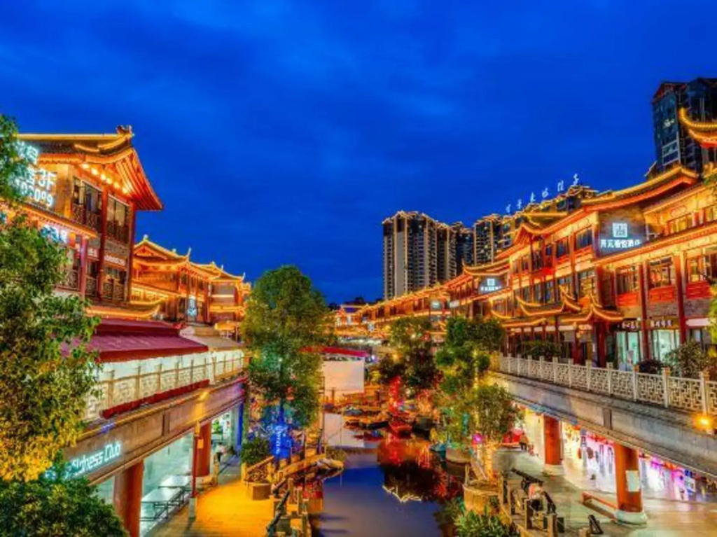 Dongpo Jiayuan Hotel (Meishan Impression Water Street)