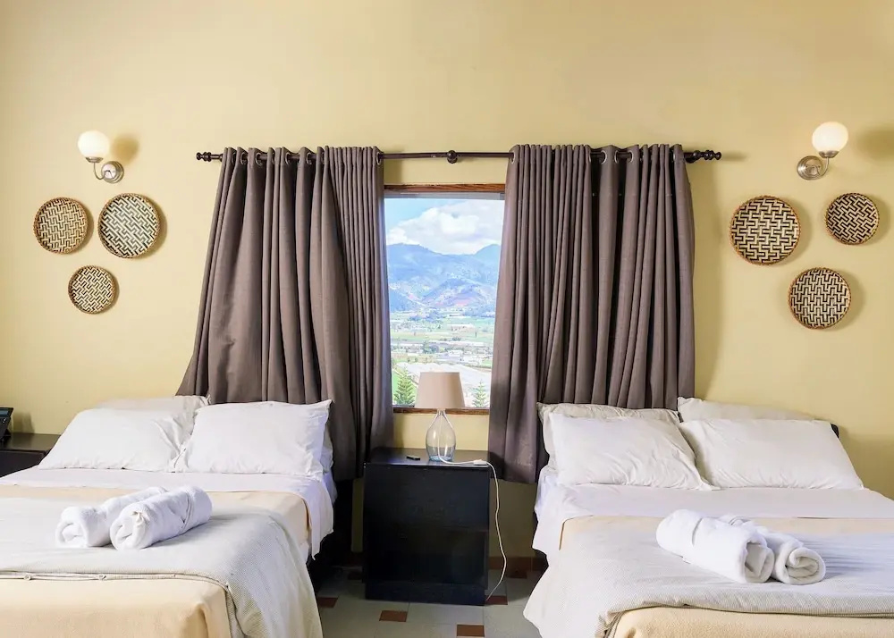 Quadruple Suite (2 full double beds)