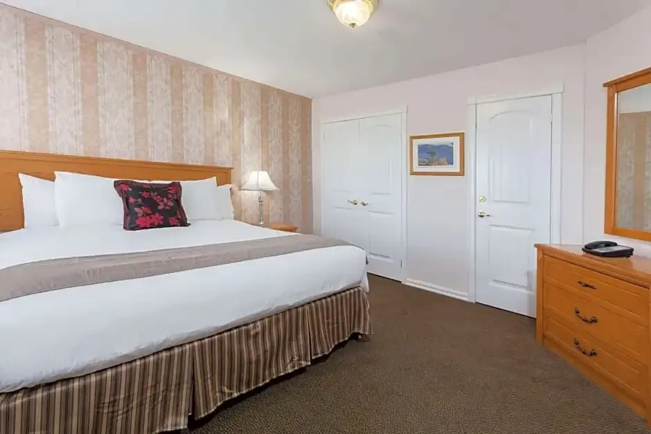 Double Studio (full double bed)