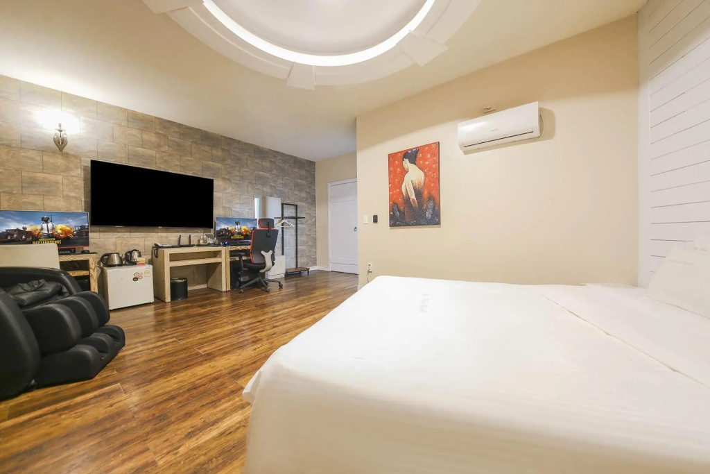 Hotel photo 30