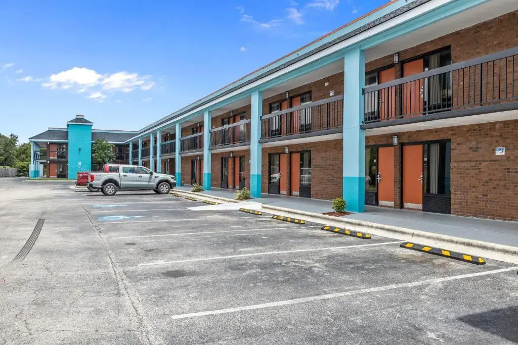 Garnet Inn & Suites, Morehead City near Atlantic Beach