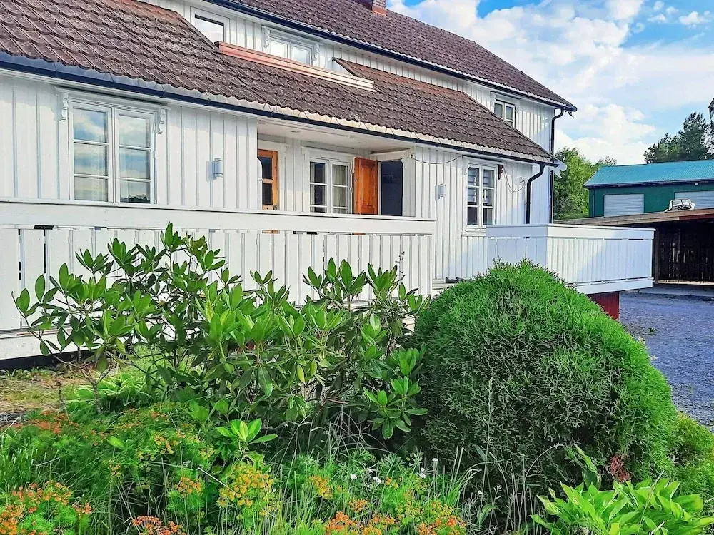 10 Person Holiday Home in Vallersund