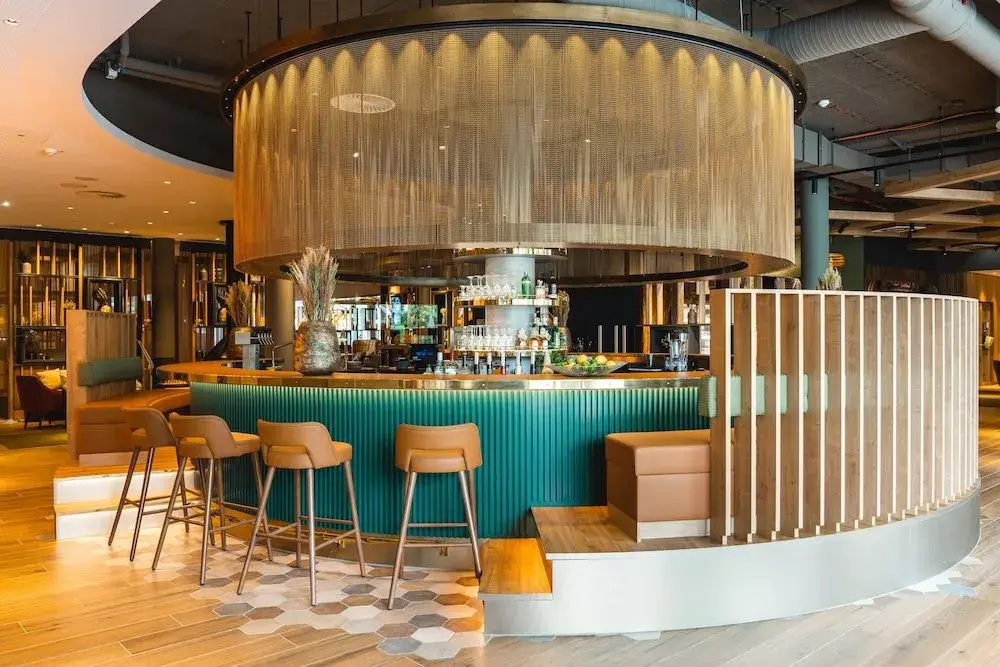 Lobby & Reception