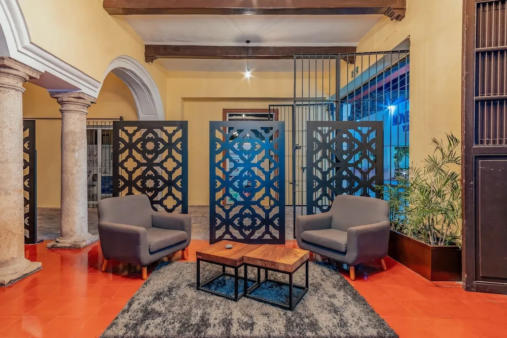 Hotel photo 12