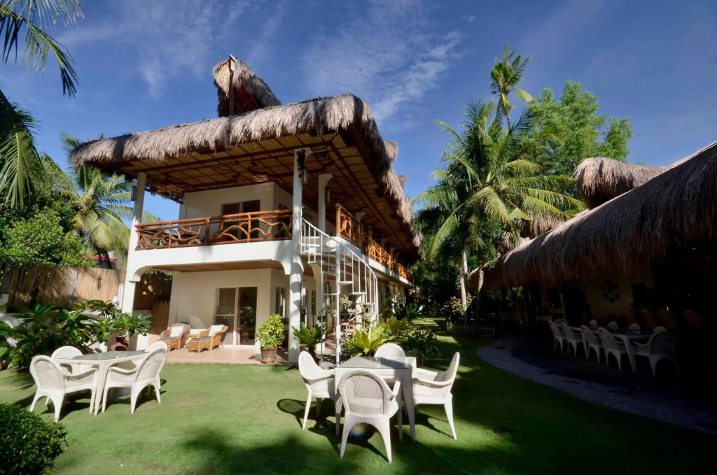 Mike's Dauin Beach Resort - фото 27