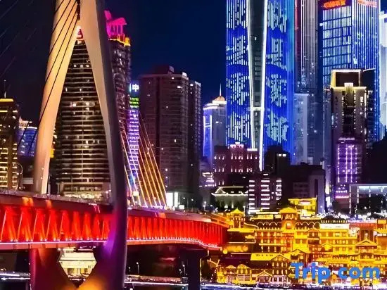 Suye River View Homestay (Chongqing Jiefangbei Hongyadong)