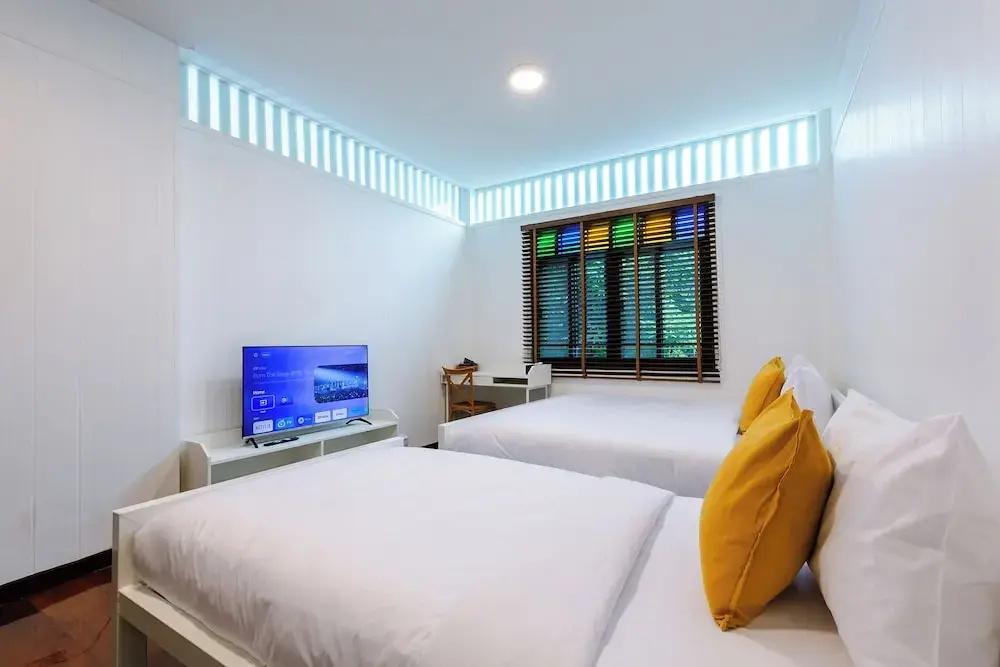 Classic Triple room