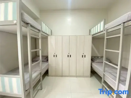 Bed in Dorm (male dorm)