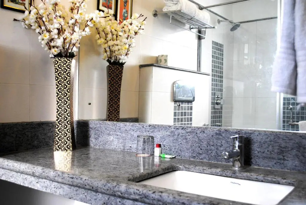 Executive Double room (full double bed)