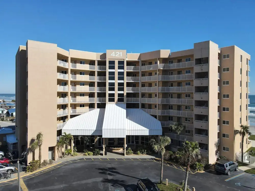 Oceania Beach Club 205