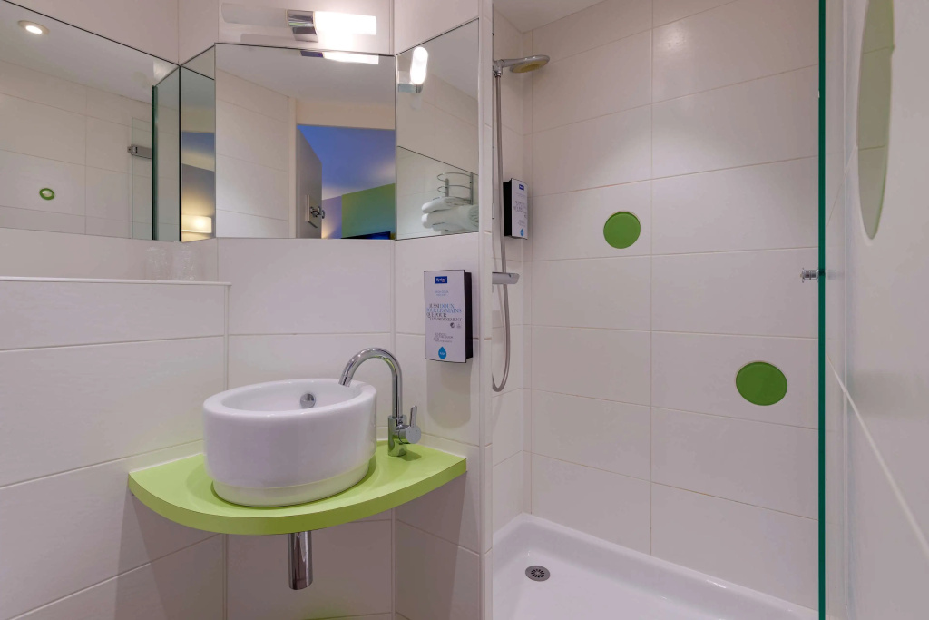 Hôtel Kyriad Lyon Est - Chambres