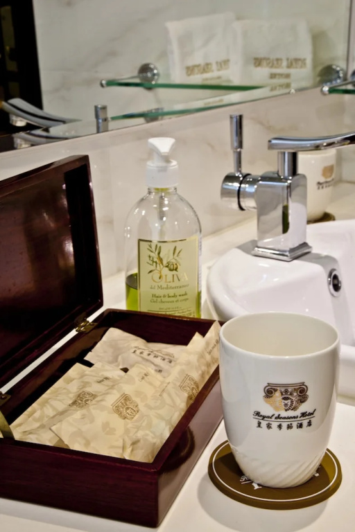Royal Seasons Hotel Taichung Zhongkang - фото 32