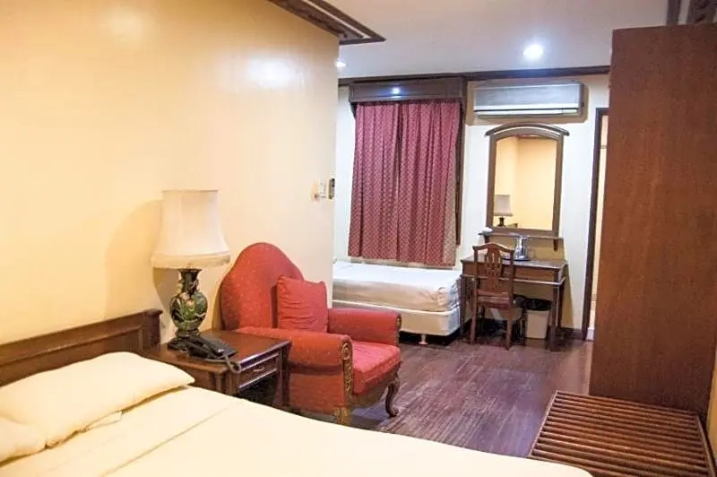 Deluxe Family room
