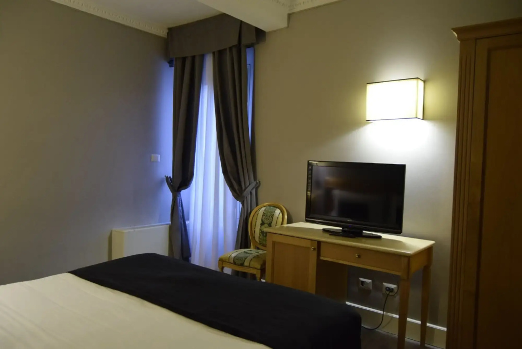 Hotel photo 25