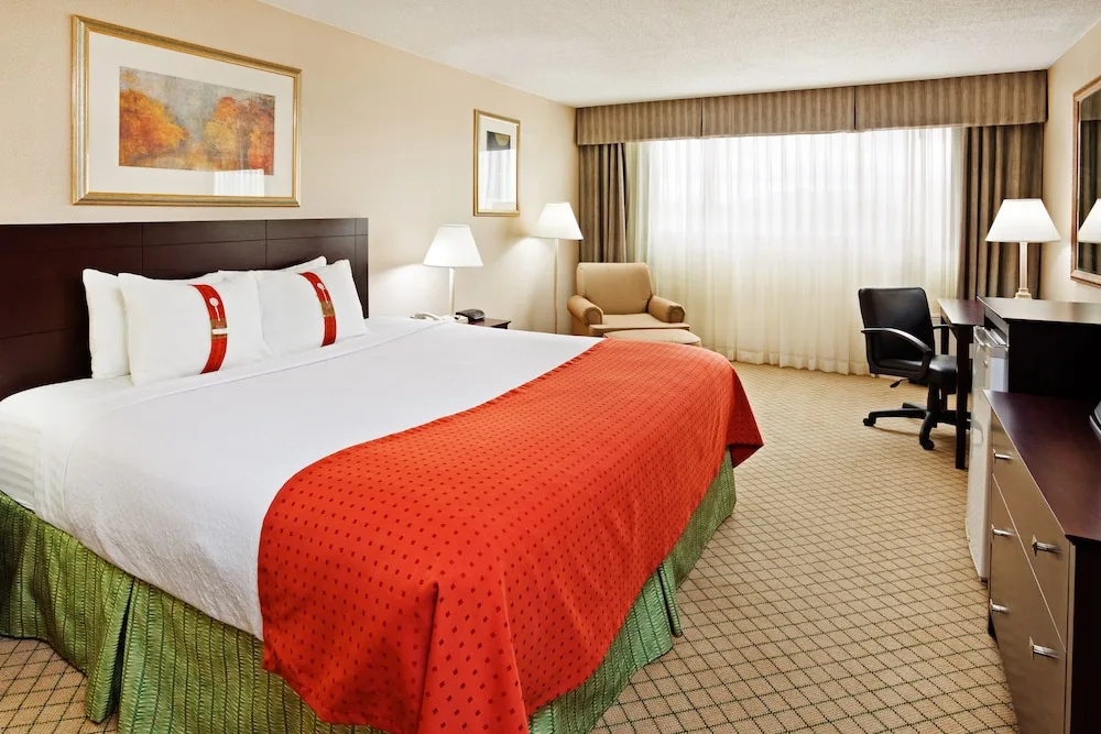 Holiday Inn by IHG - Chambres