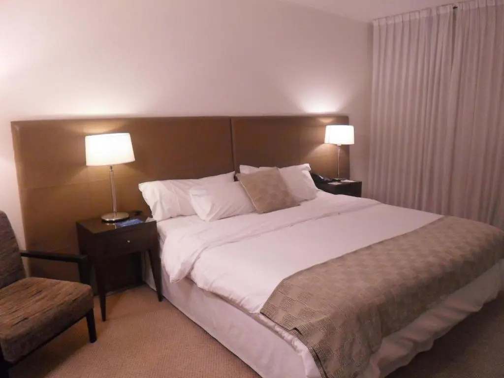 Ros Tower Hotel - Chambres