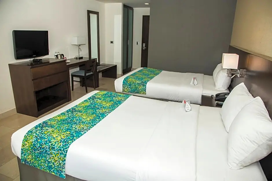 Seven Crown La Paz Malecon - Chambres