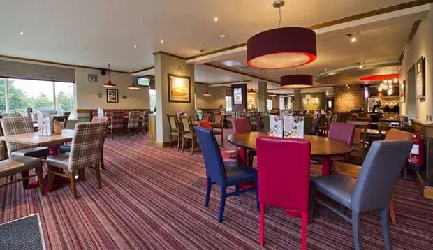 Premier Inn Sheffield/Barnsley (M1 Jct36) - Chambres