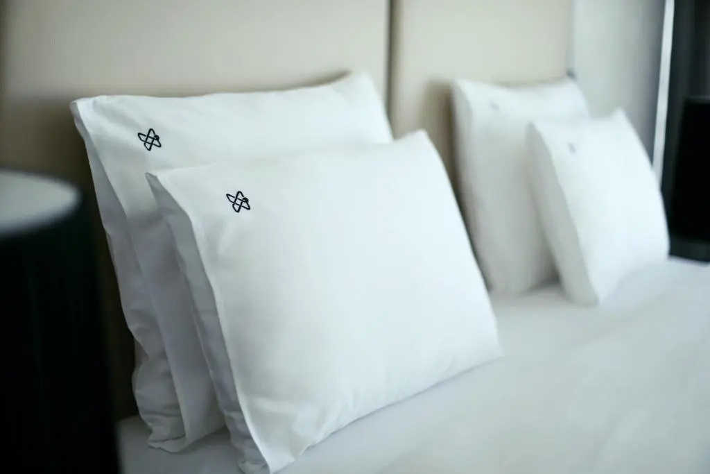 Deluxe Double room with balcony and with sea view (full double bed)