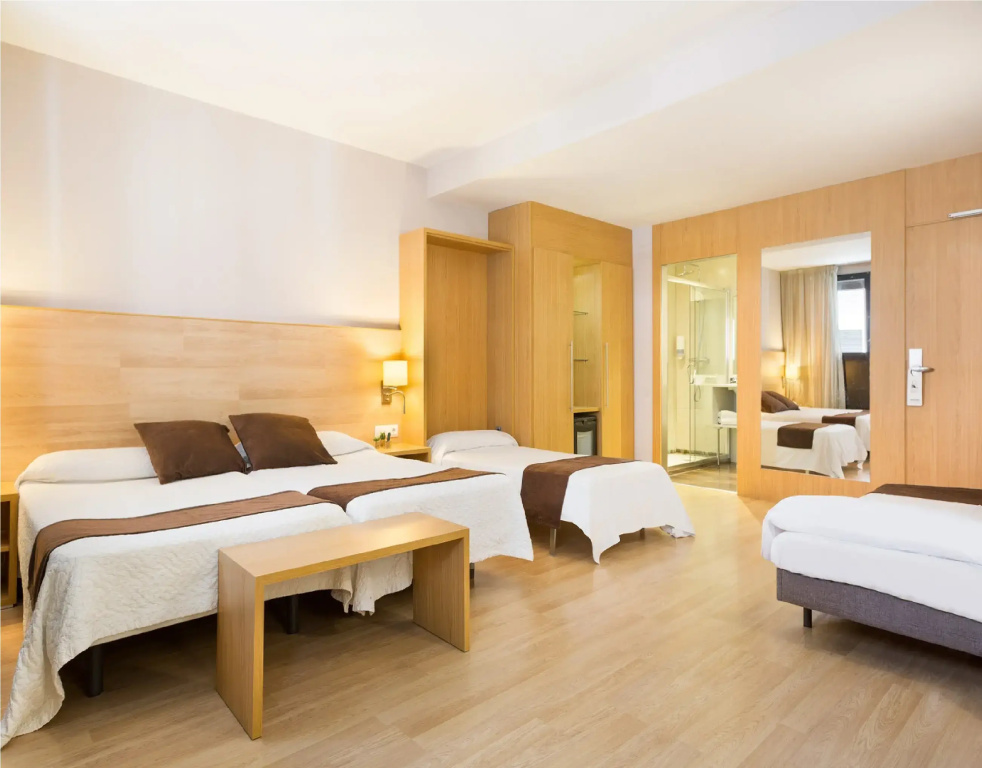 Hotel Acta Azul - Chambres