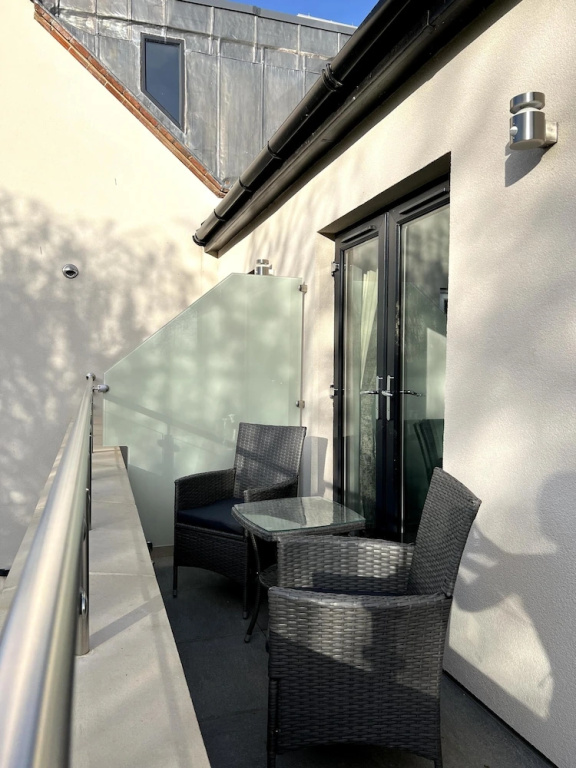 Deluxe room with balcony and with river view