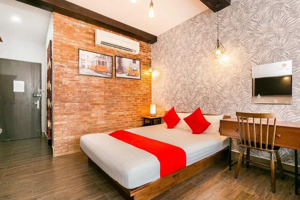 393 Hostel