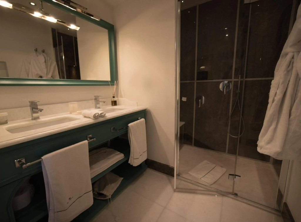 Hotel photo 42