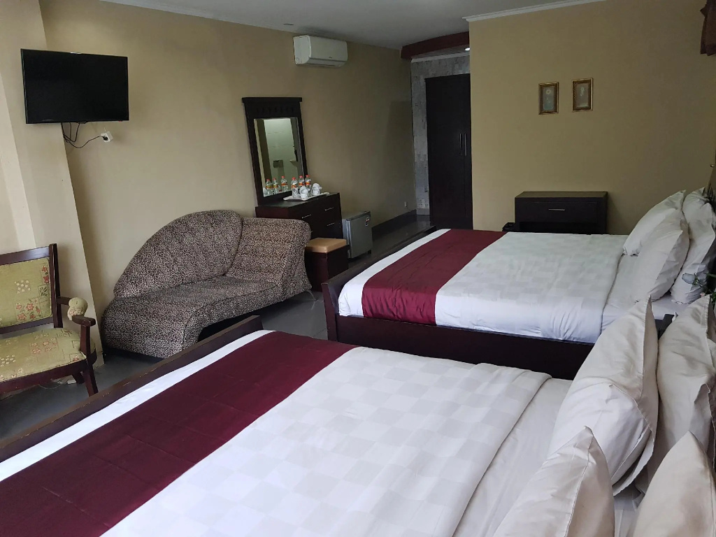 Standard Family room