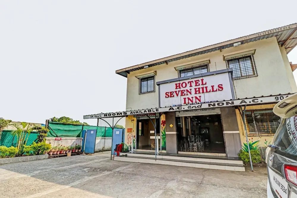 Hotel Seven Hills