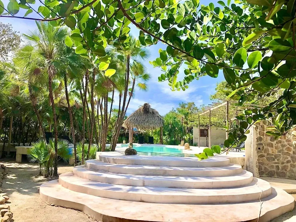 Kin Resort Lodge