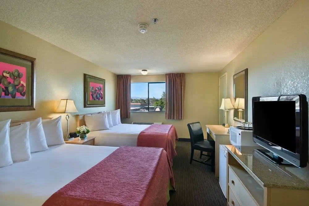 Oxnard Inn Lancaster - Chambres