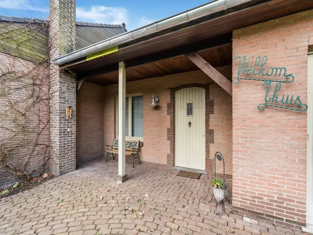 Merksplas Villa With Terrace