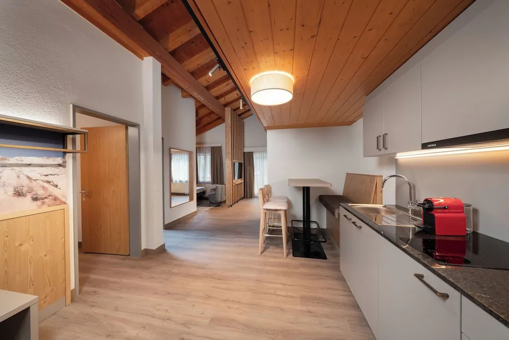 Apartment with balcony