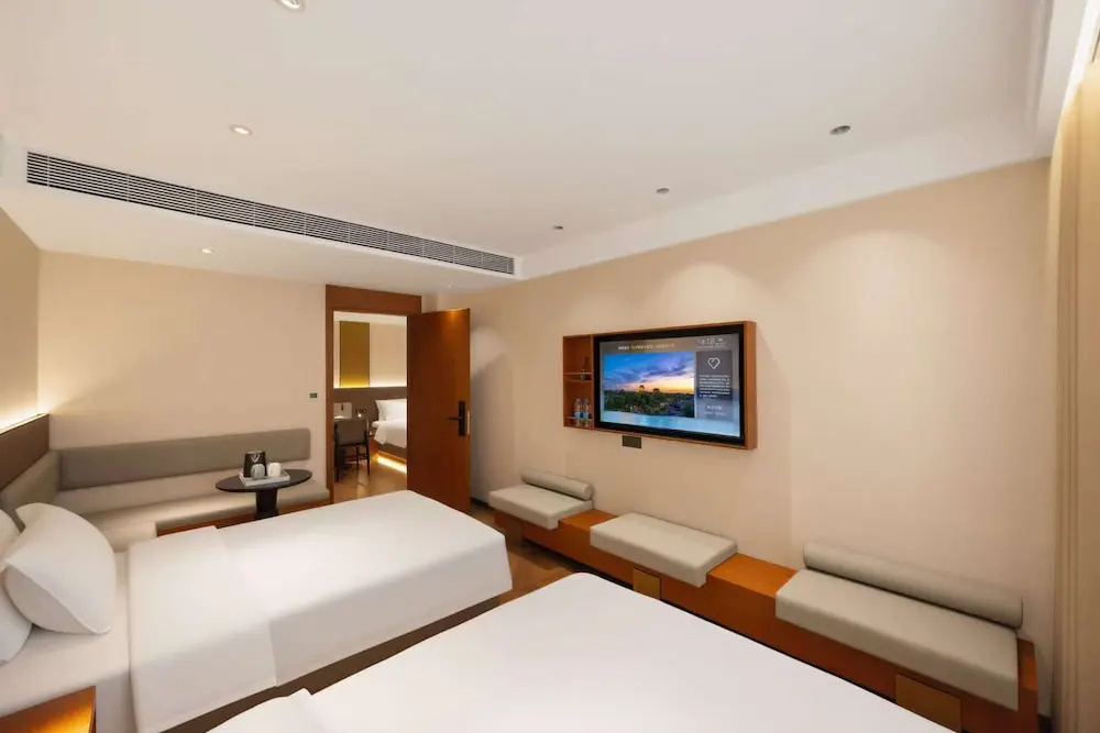 Gulou Lanting Hotel — 5
