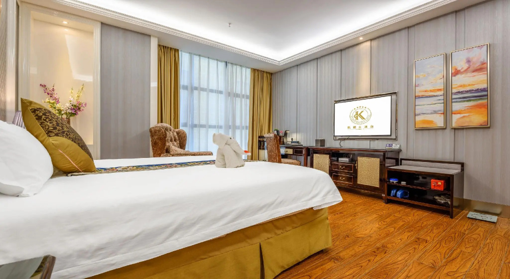 Standard Double room (full double bed)