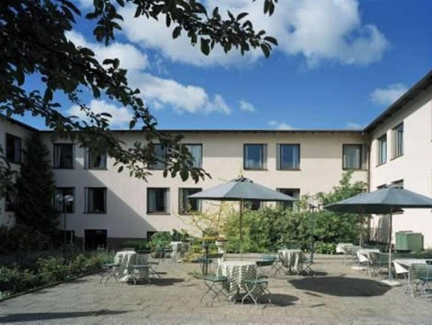 First Hotel Brommaplan - Général