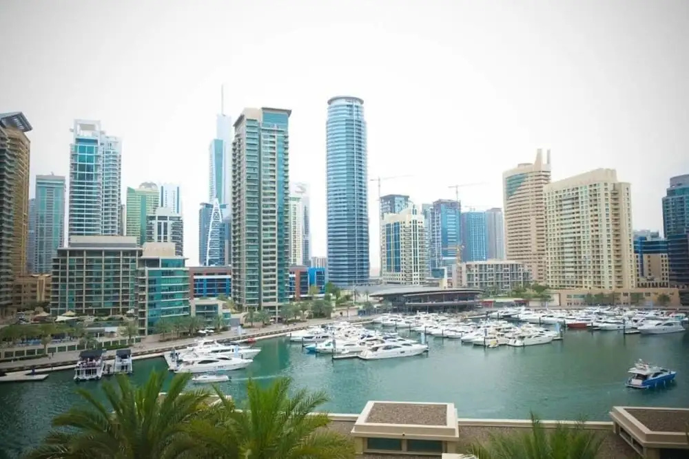Airy Apartment With the Best View of Marina!