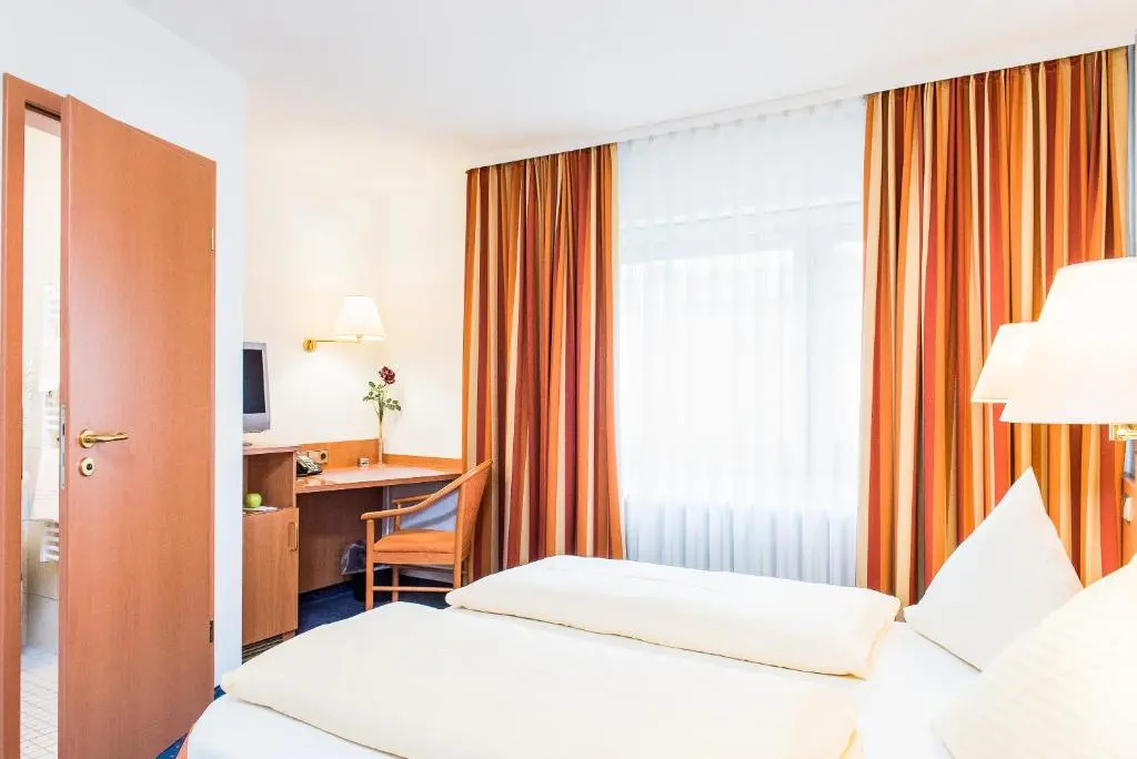 Standard Double room full double bed