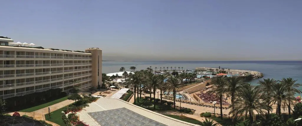 Mövenpick Hotel Beirut - фото 21