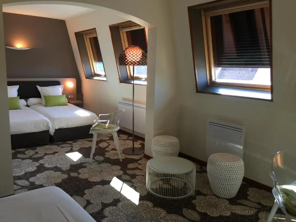 Deluxe Quadruple room