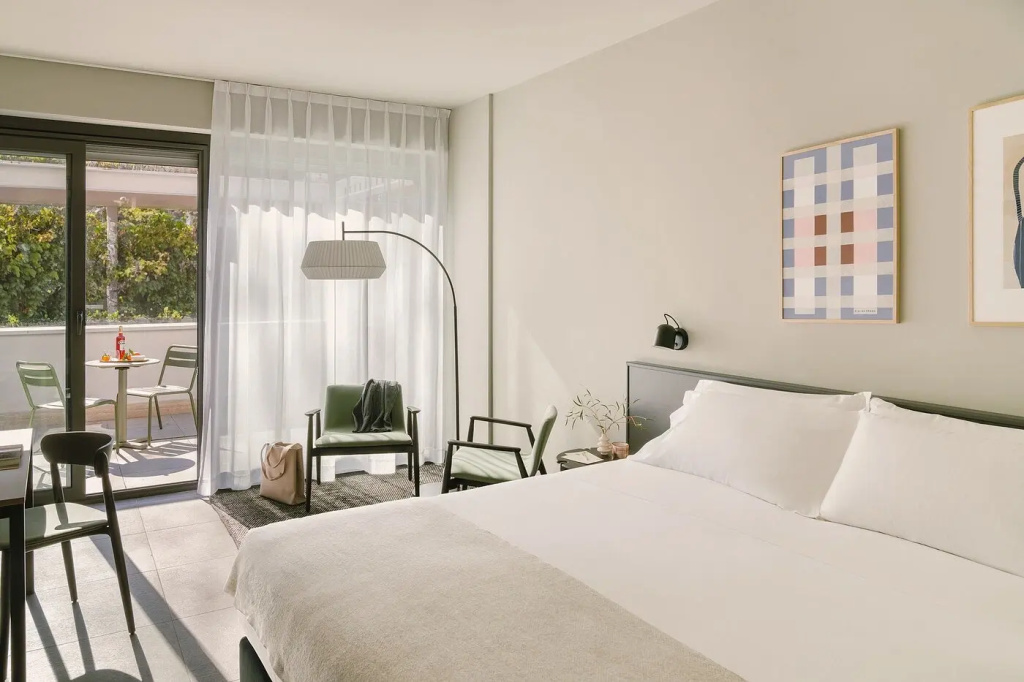 Standard room