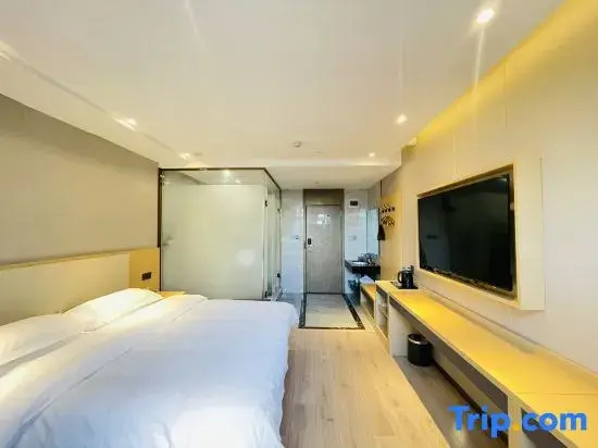 Madrigal hotel 99