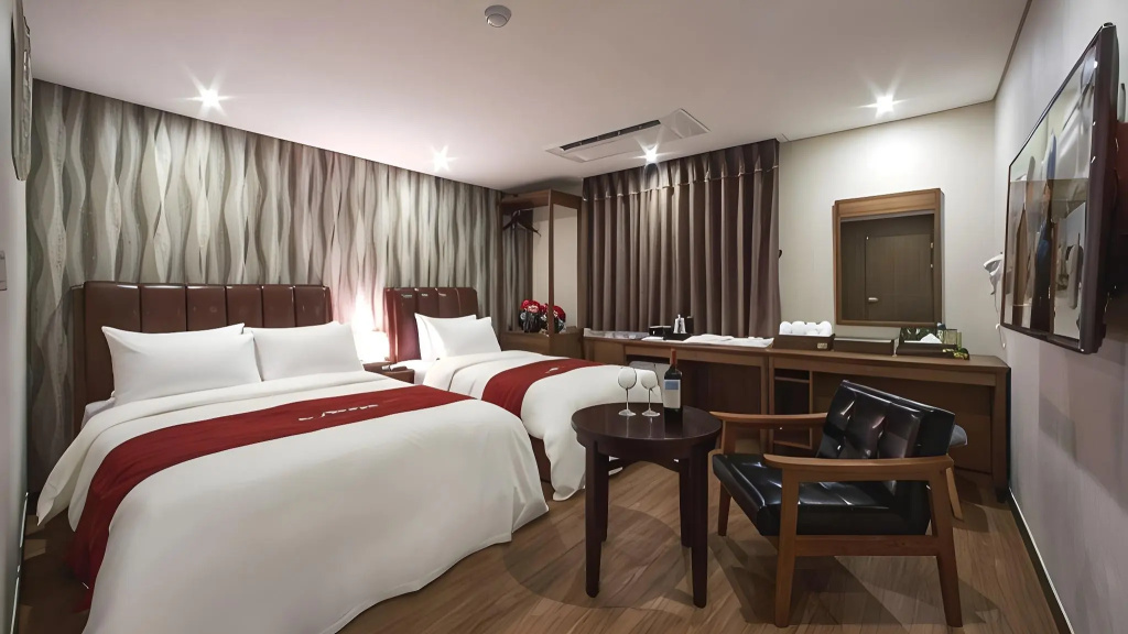 Harmony Hotel — 5