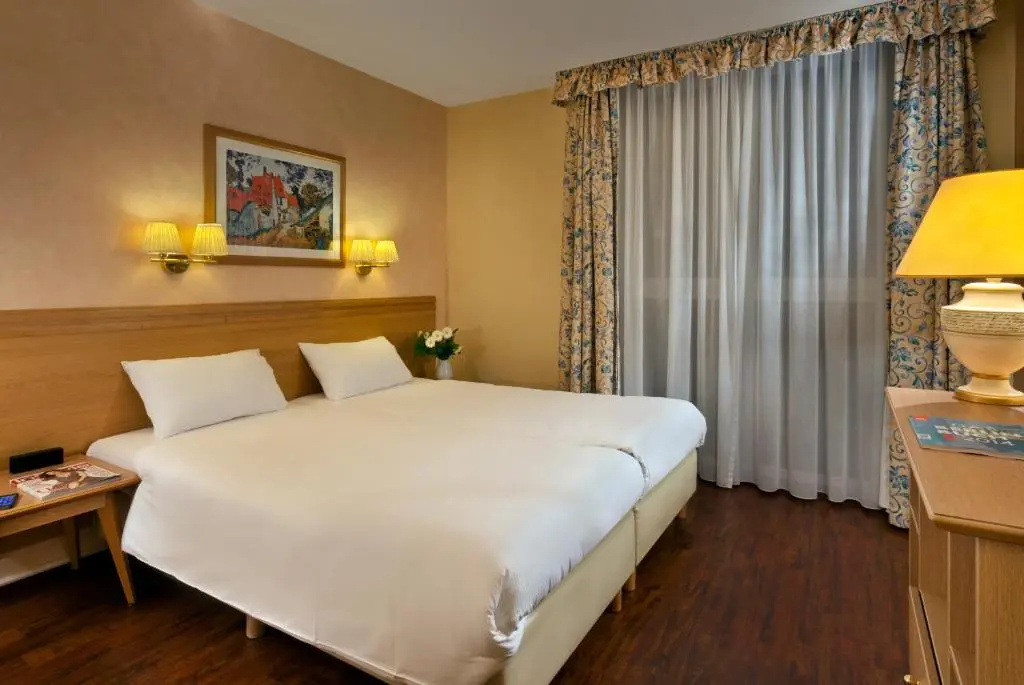 Standard Double Studio (full double bed)