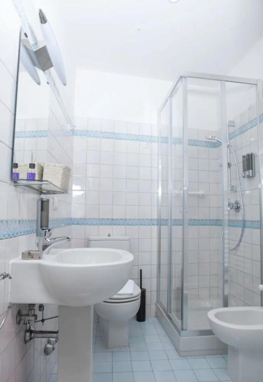 Standard Double room with balcony (full double bed)