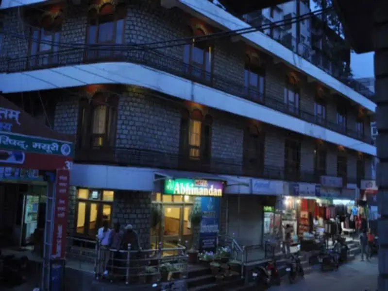 Hotel Abhinandan Grand
